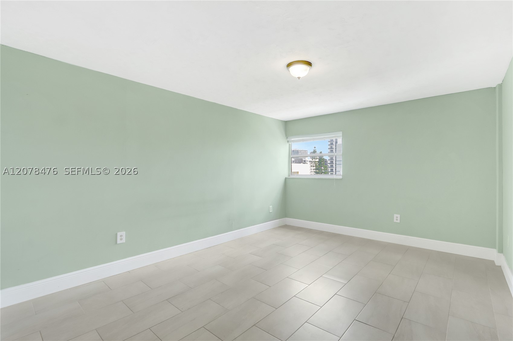 600 Ne 25th St Phd/73 Property Photo 11
