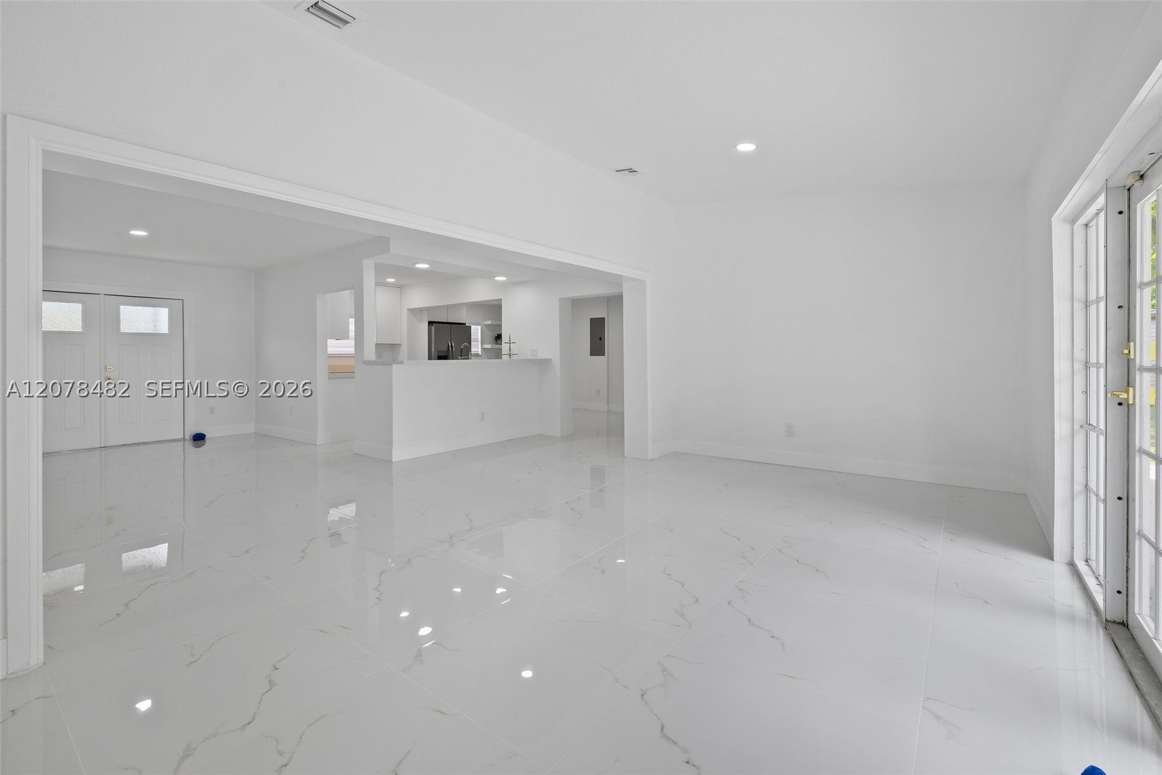 10901 Sw 47th Ter Property Photo 6