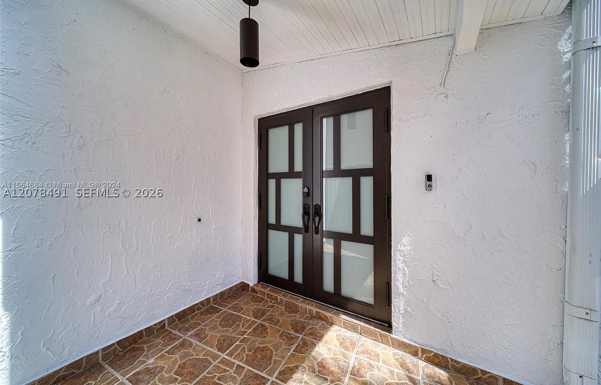 13267 Sw 9th Ln Property Photo 3