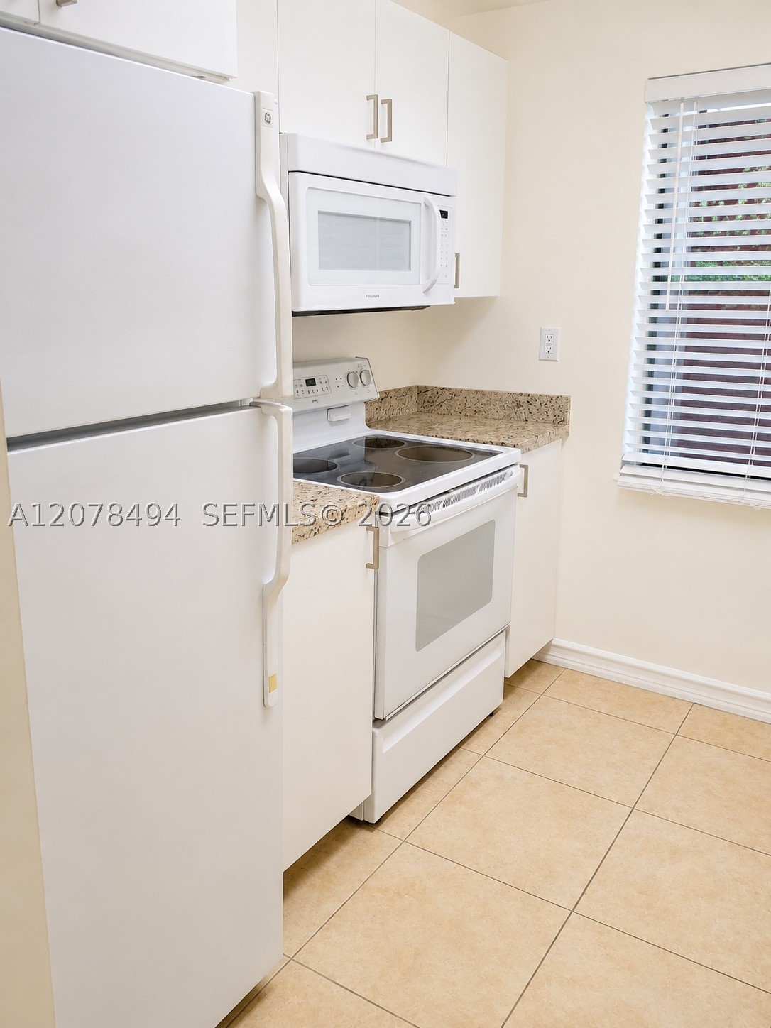 3396 Foxcroft Rd 316 Property Photo 1
