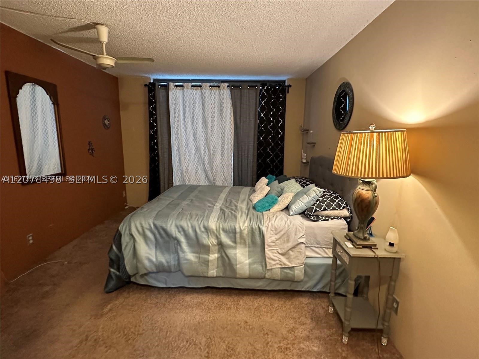 2741 Taft St 212 Property Photo 20