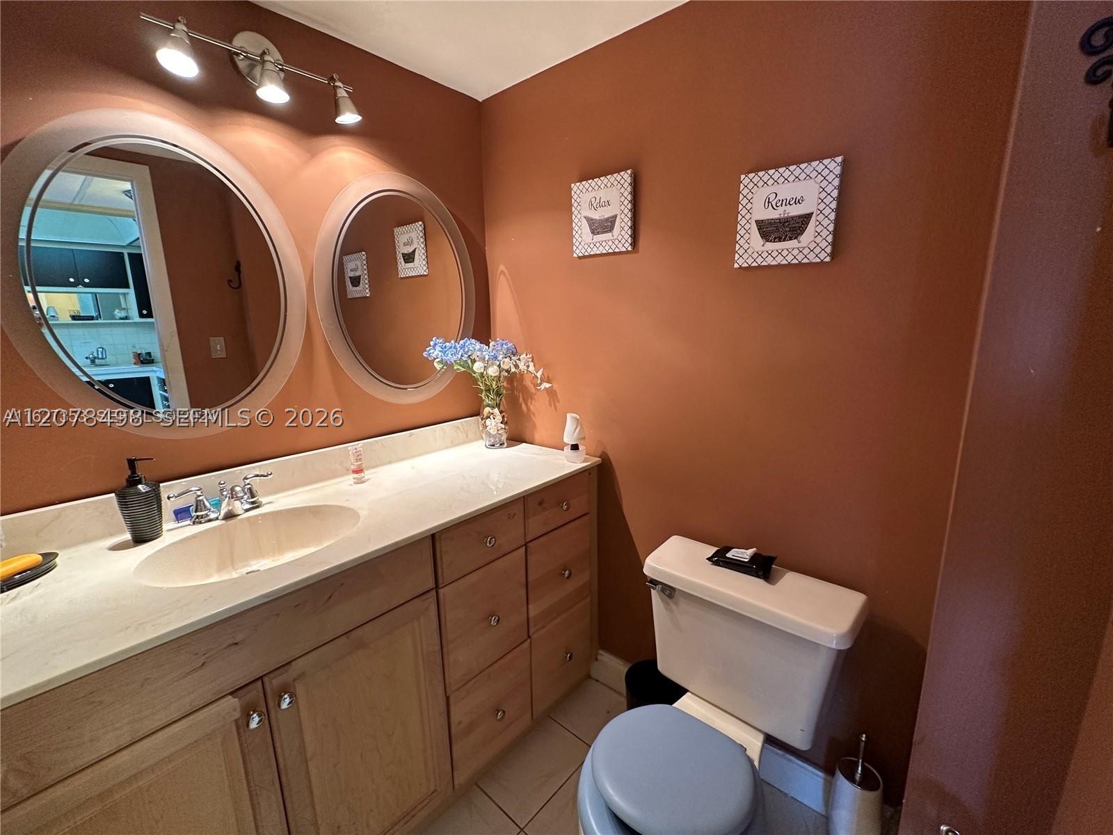 2741 Taft St 212 Property Photo 27