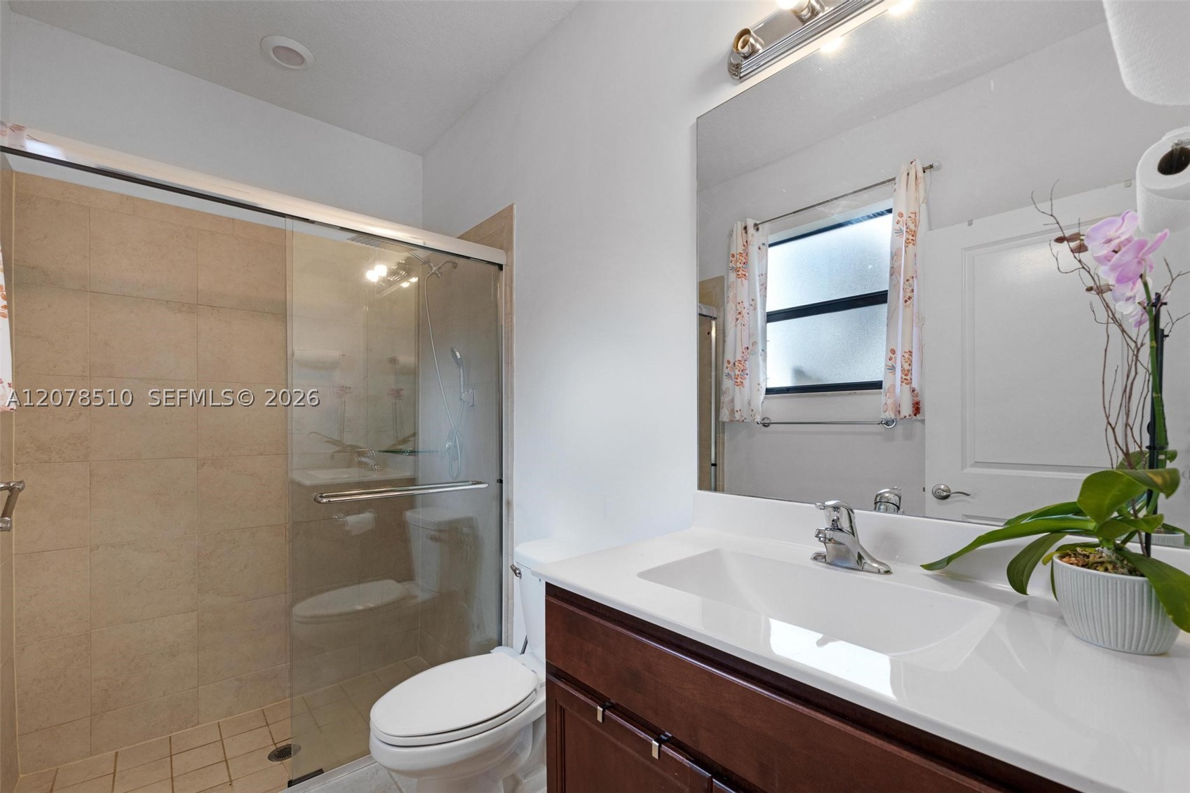2475 Se 1st St Property Photo 12