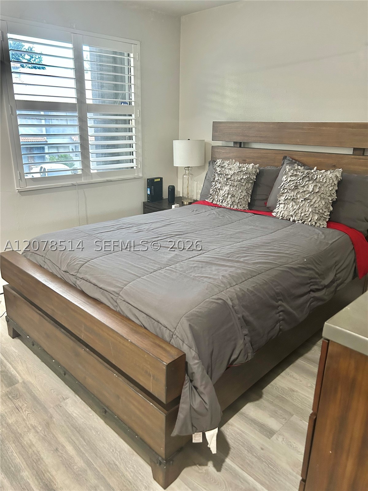 9835 Riverside Dr 7-39 Property Photo 14