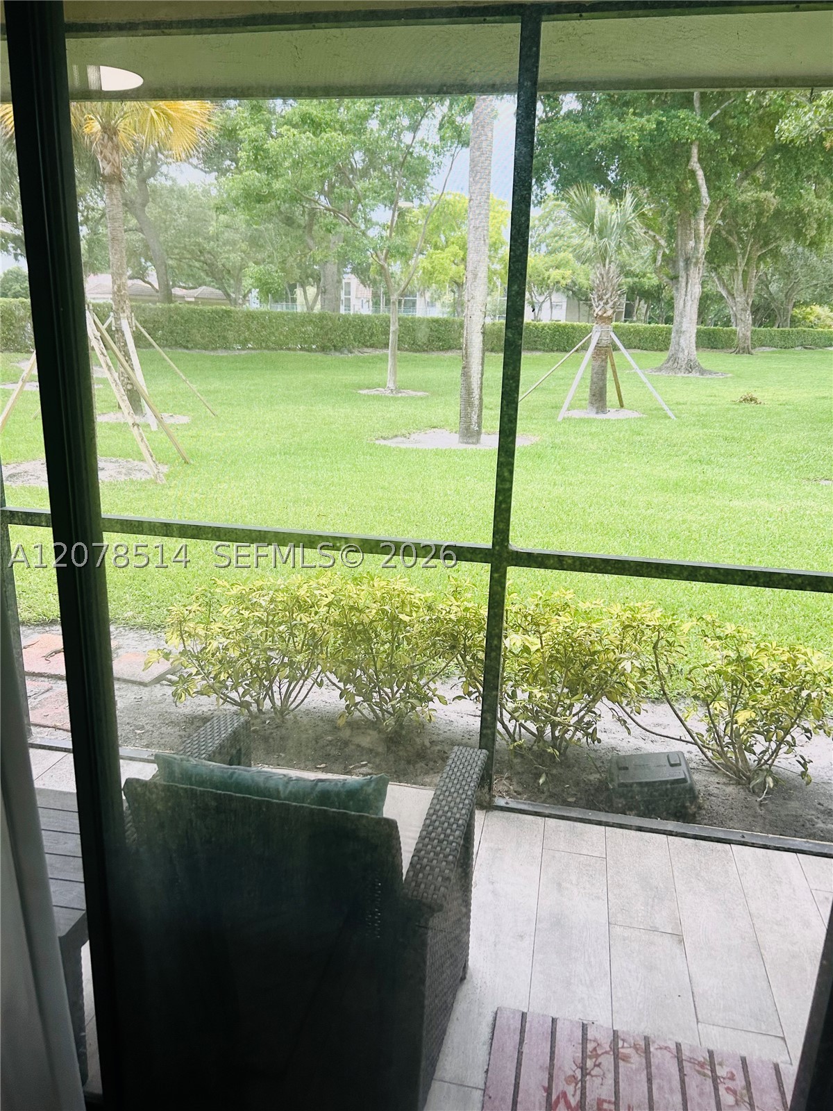 9835 Riverside Dr 7-39 Property Photo 19