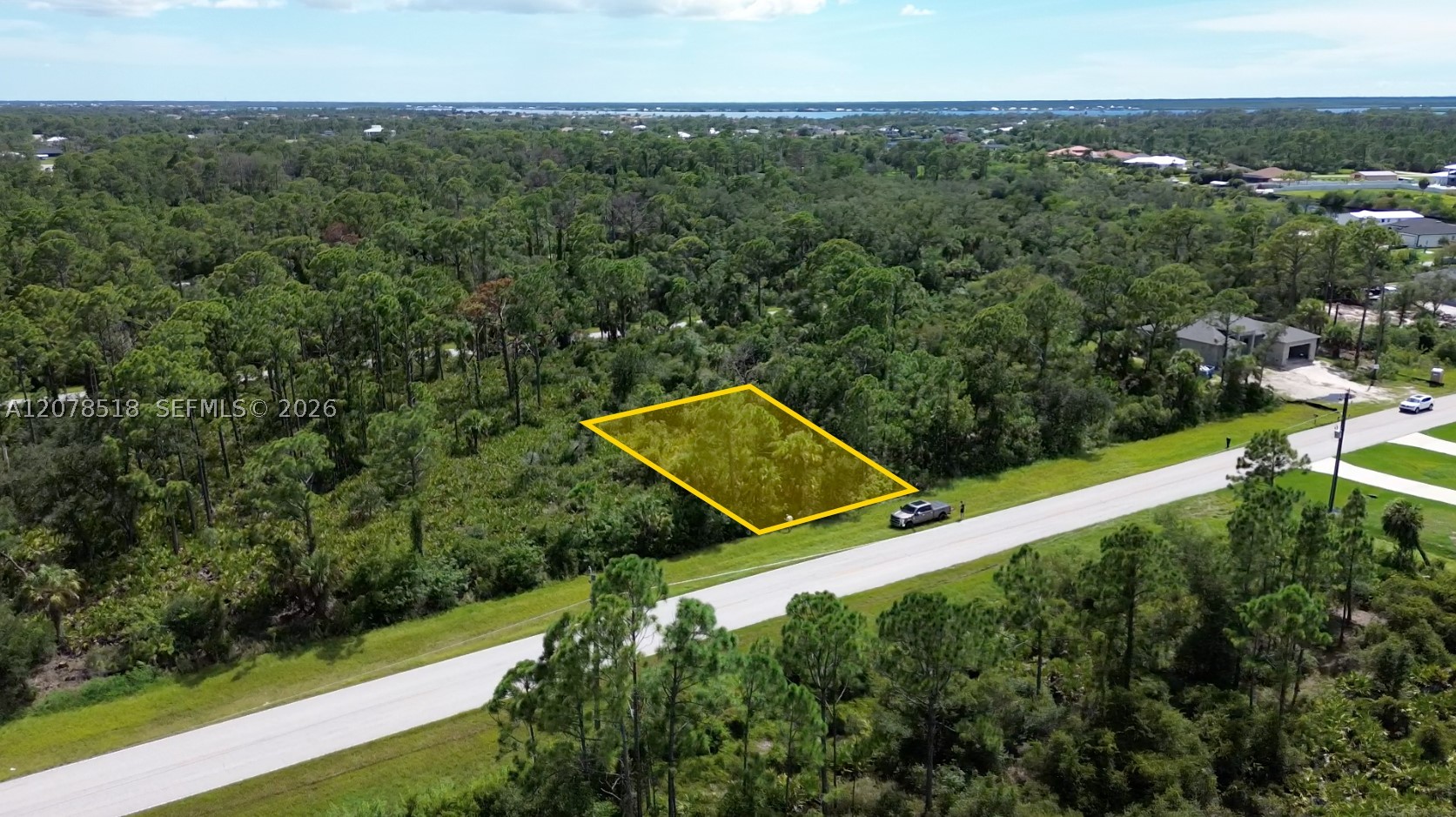 741 Biscayne Drive Property Photo 1