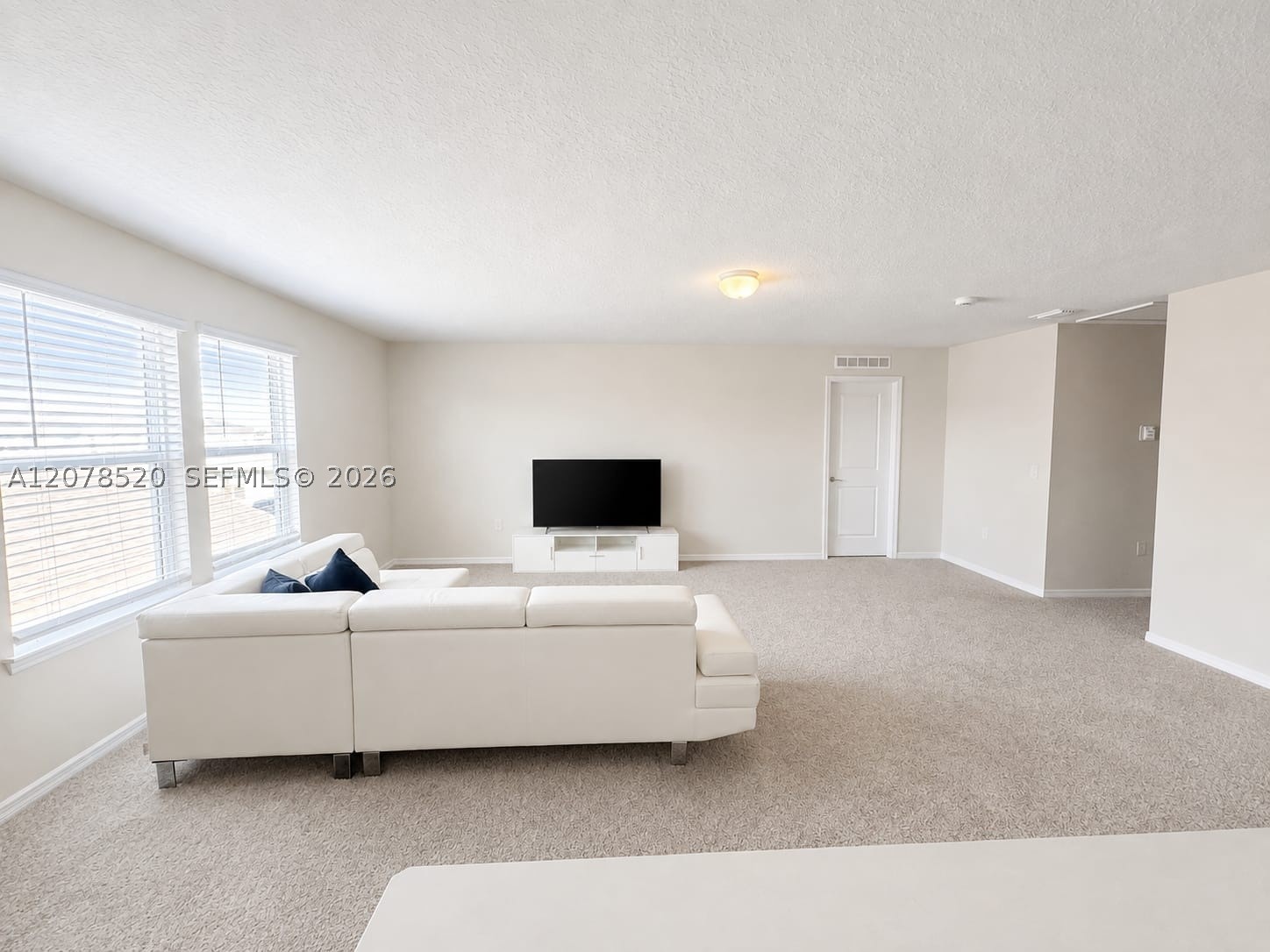 3078 Norcott Dr Property Photo 7