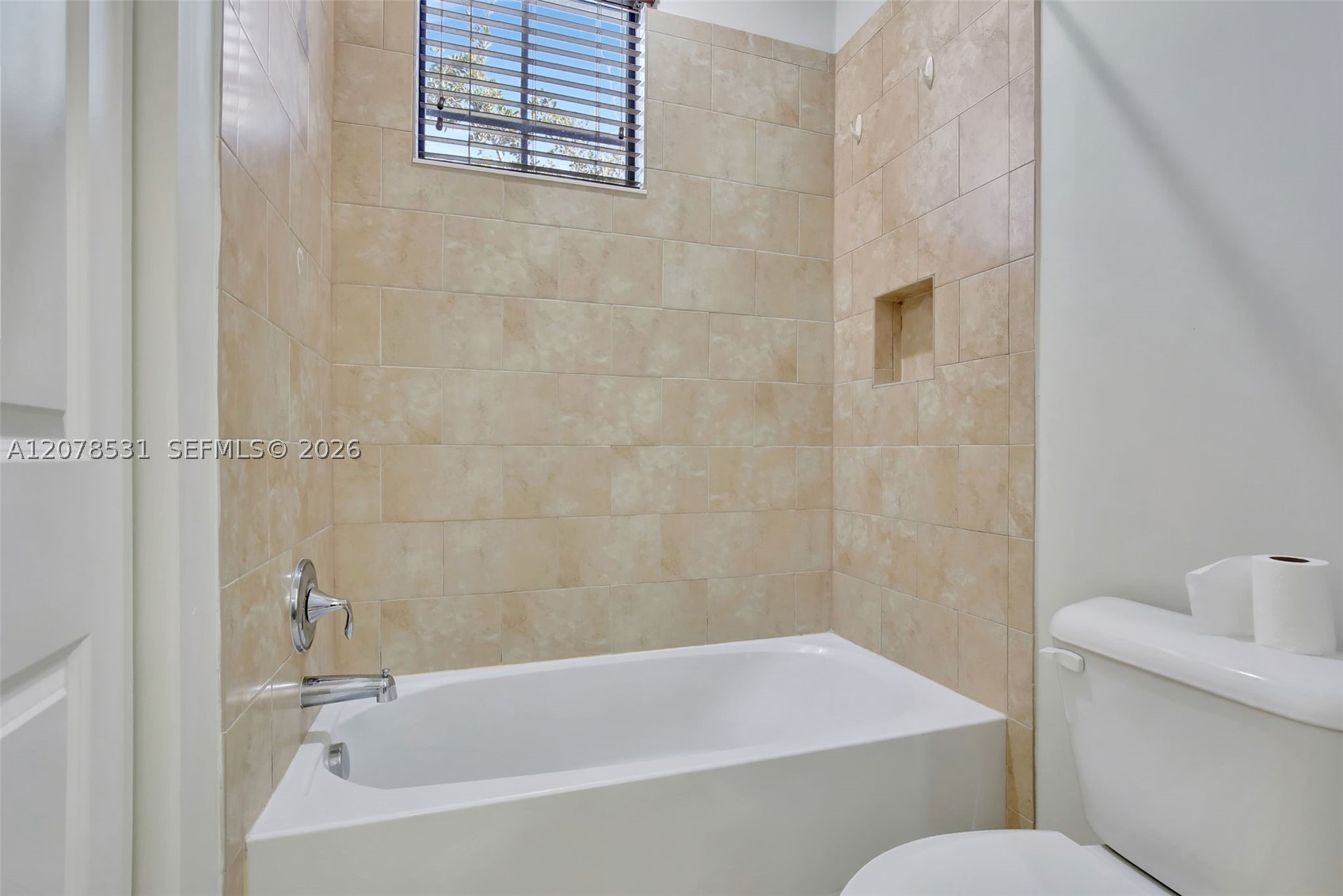 12430 Nw 32nd Mnr Property Photo 19