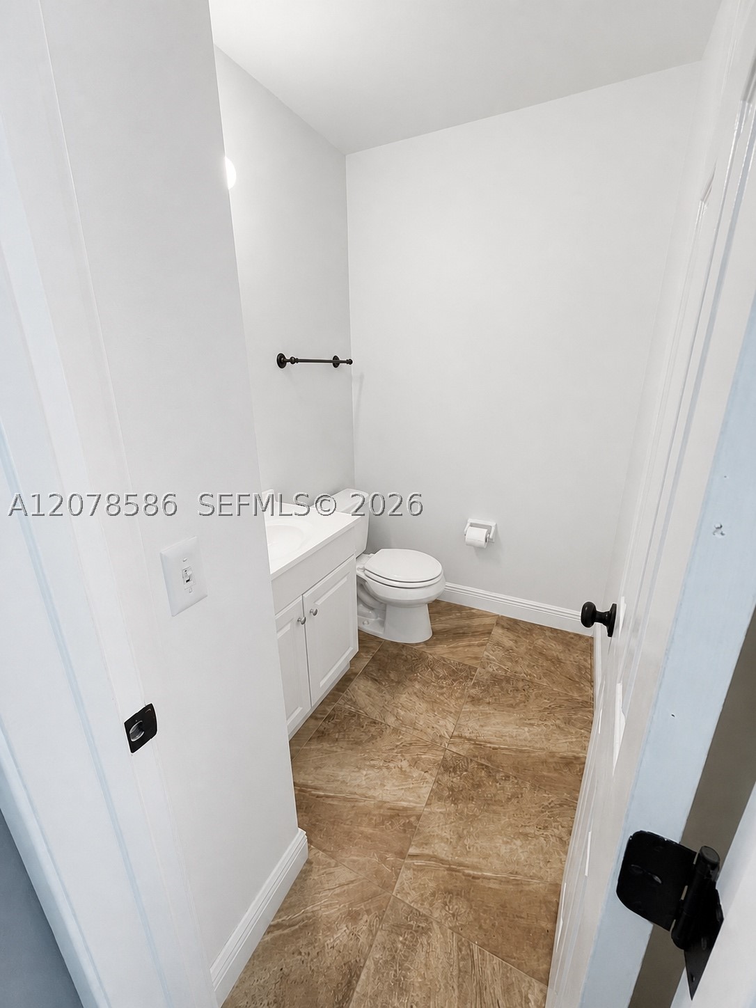 4050 Ne 12th Ter 11-1 Property Photo 11