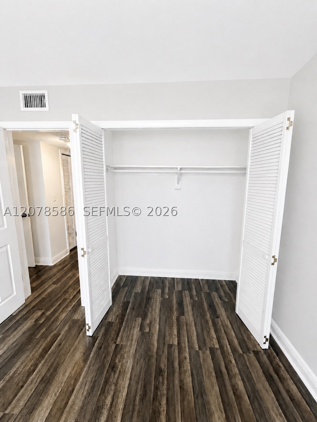 4050 Ne 12th Ter 11-1 Property Photo 16