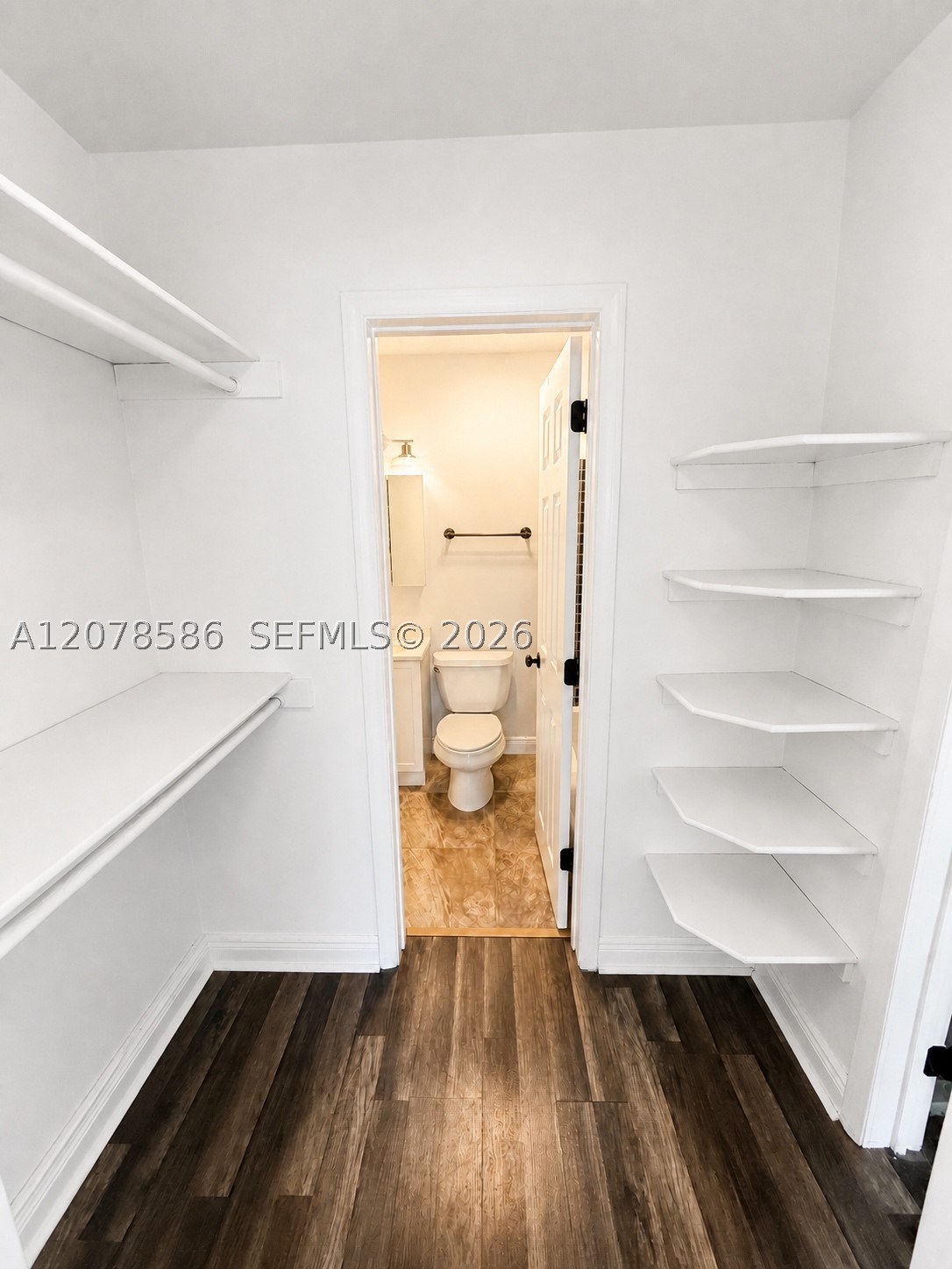 4050 Ne 12th Ter 11-1 Property Photo 20