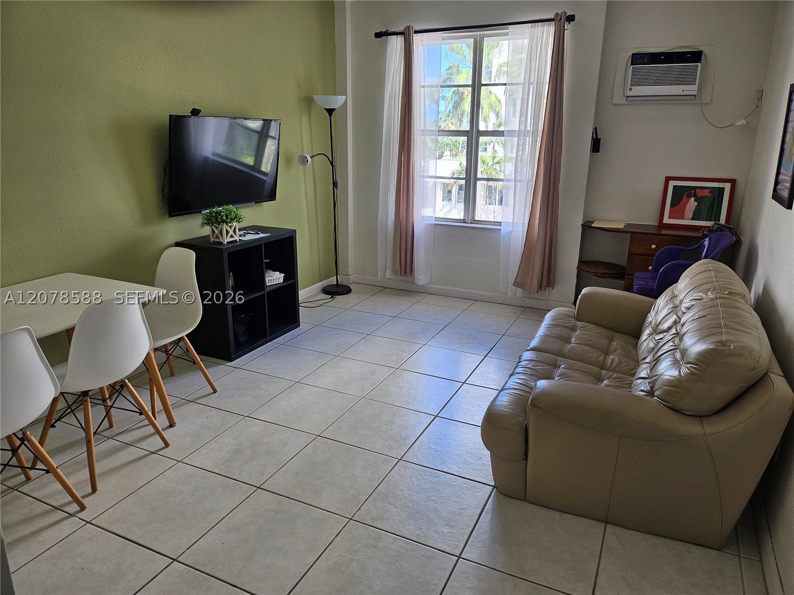 3030 Collins Ave 4b Property Photo 4