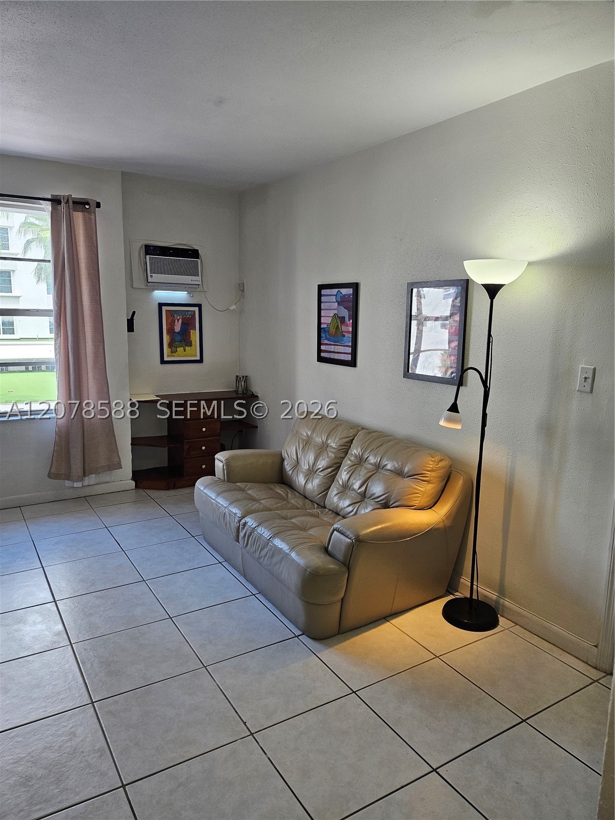 3030 Collins Ave 4b Property Photo 9