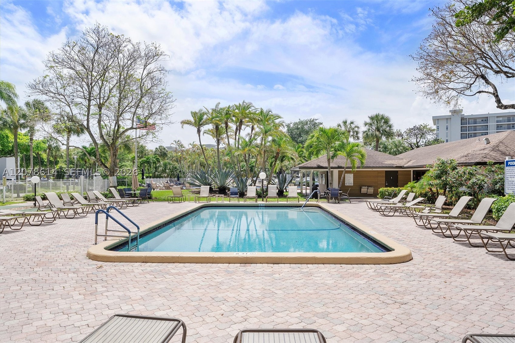 2661 S Course Dr 805 Property Photo 15