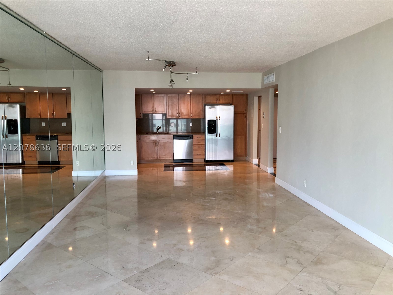 19390 Collins Ave 1206 Property Photo 5