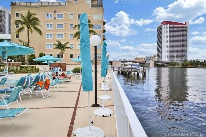 3800 S Ocean Dr 605 Property Photo 22