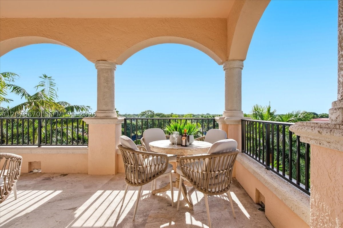 13633 Deering Bay Dr 256 Property Photo 19