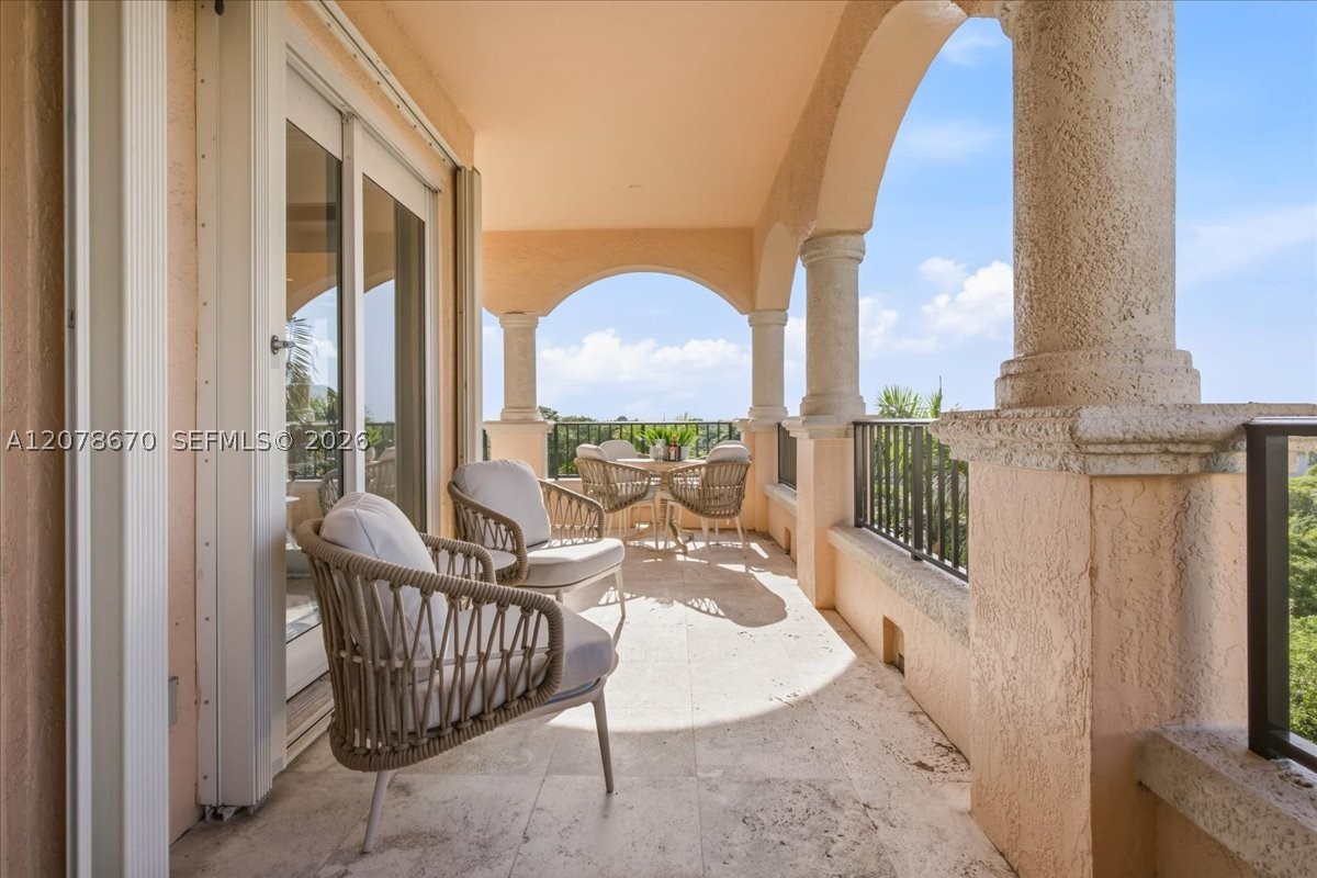 13633 Deering Bay Dr 256 Property Photo 20