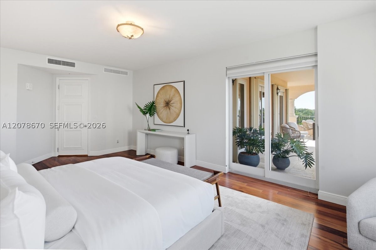 13633 Deering Bay Dr 256 Property Photo 29