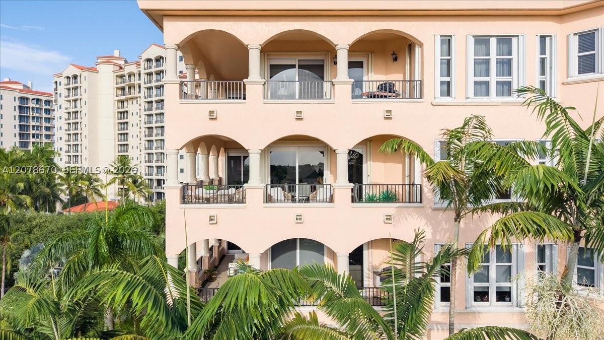 13633 Deering Bay Dr 256 Property Photo 42
