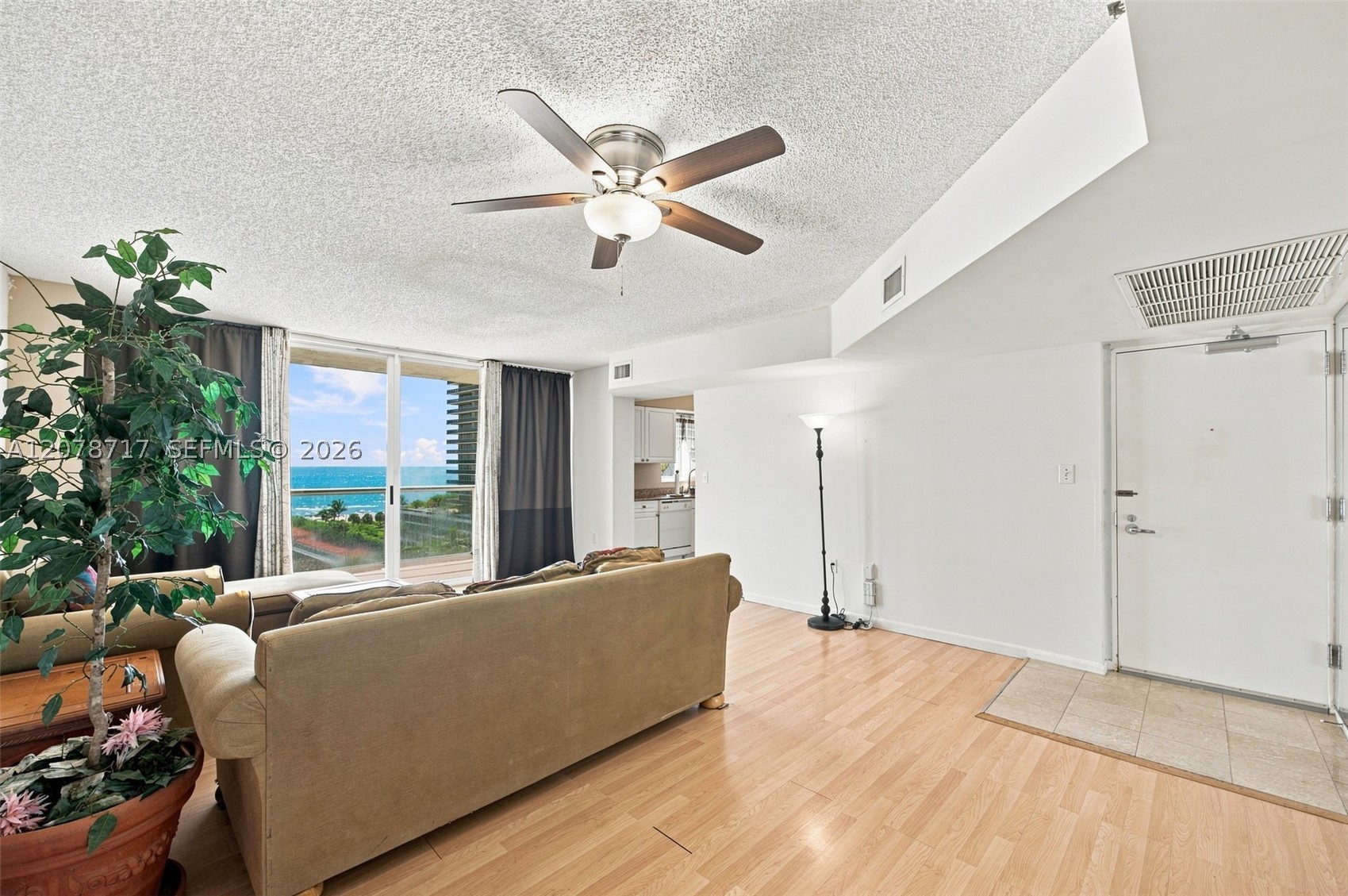 5900 Collins Ave 1006 Property Photo 3