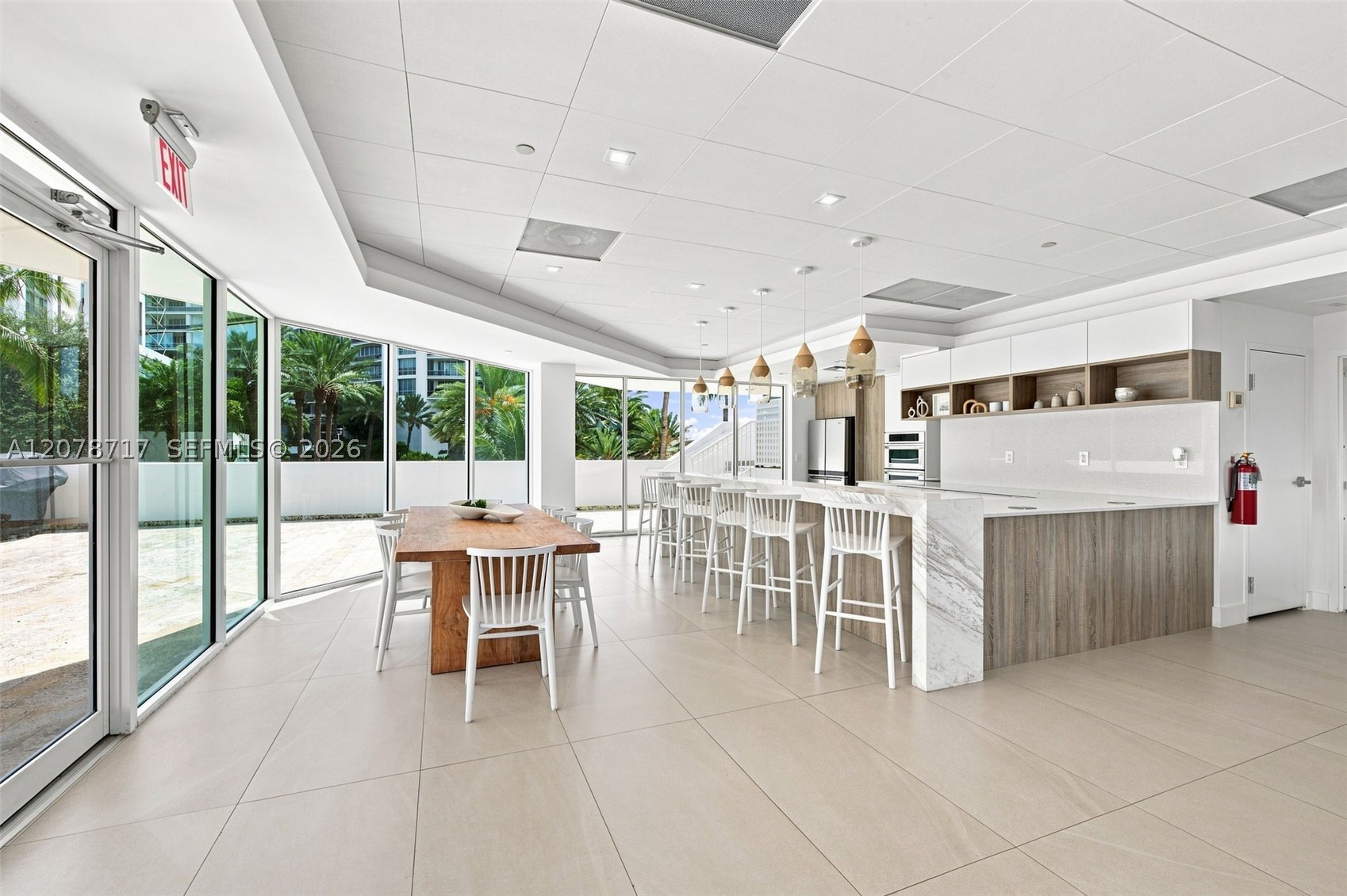 5900 Collins Ave 1006 Property Photo 20