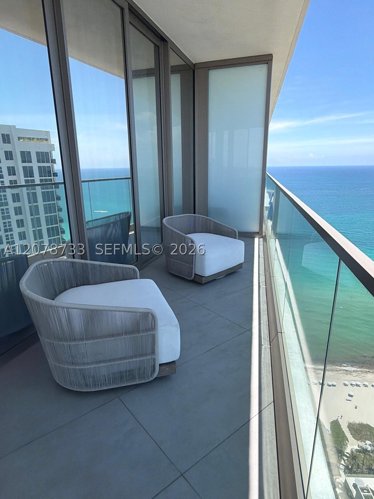 18975 Collins Ave 2905 Property Photo 1