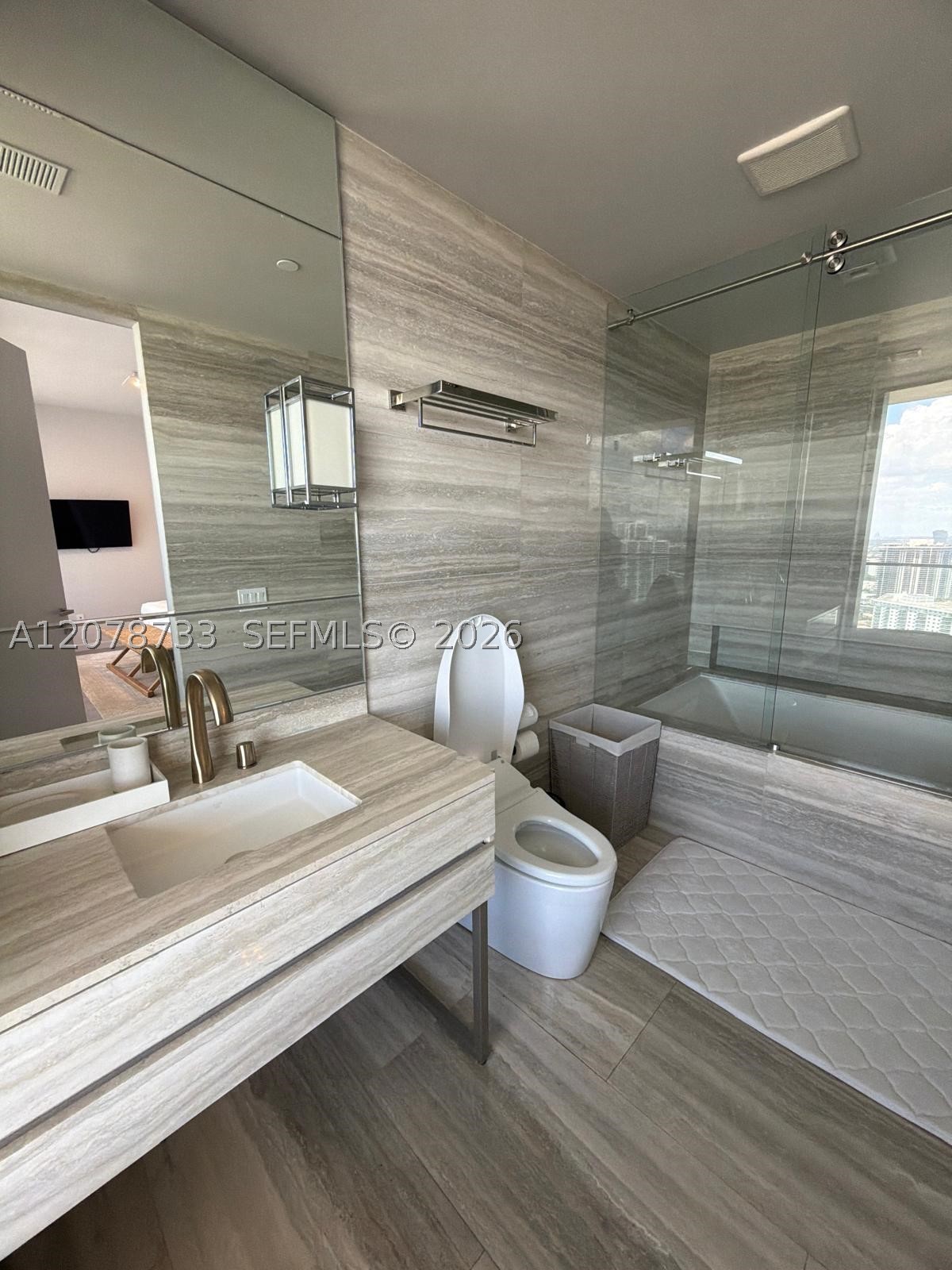 18975 Collins Ave 2905 Property Photo 12