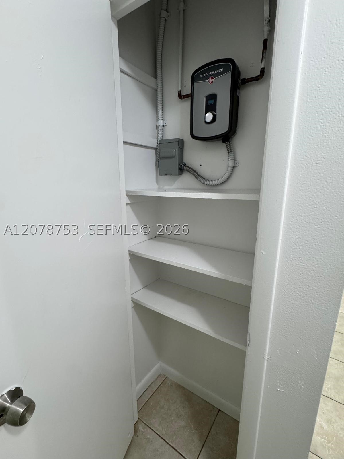 1746 N 3rd Ave N 2 Property Photo 14