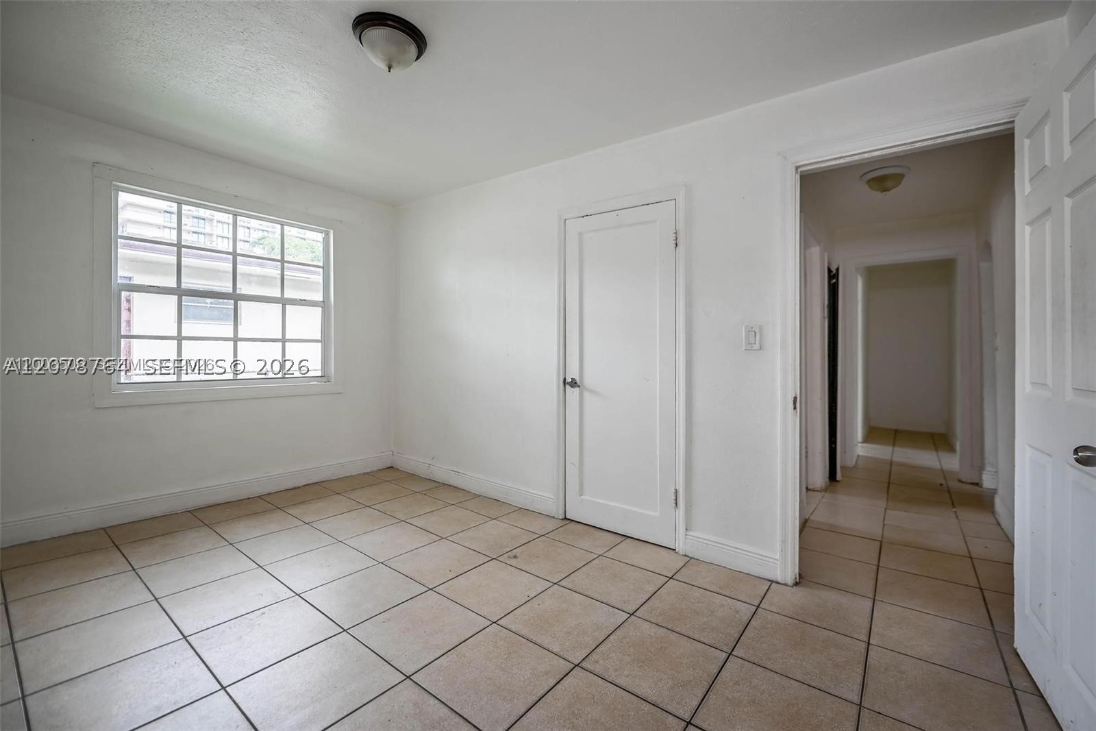 2800 Sw 16th Ter Property Photo 4
