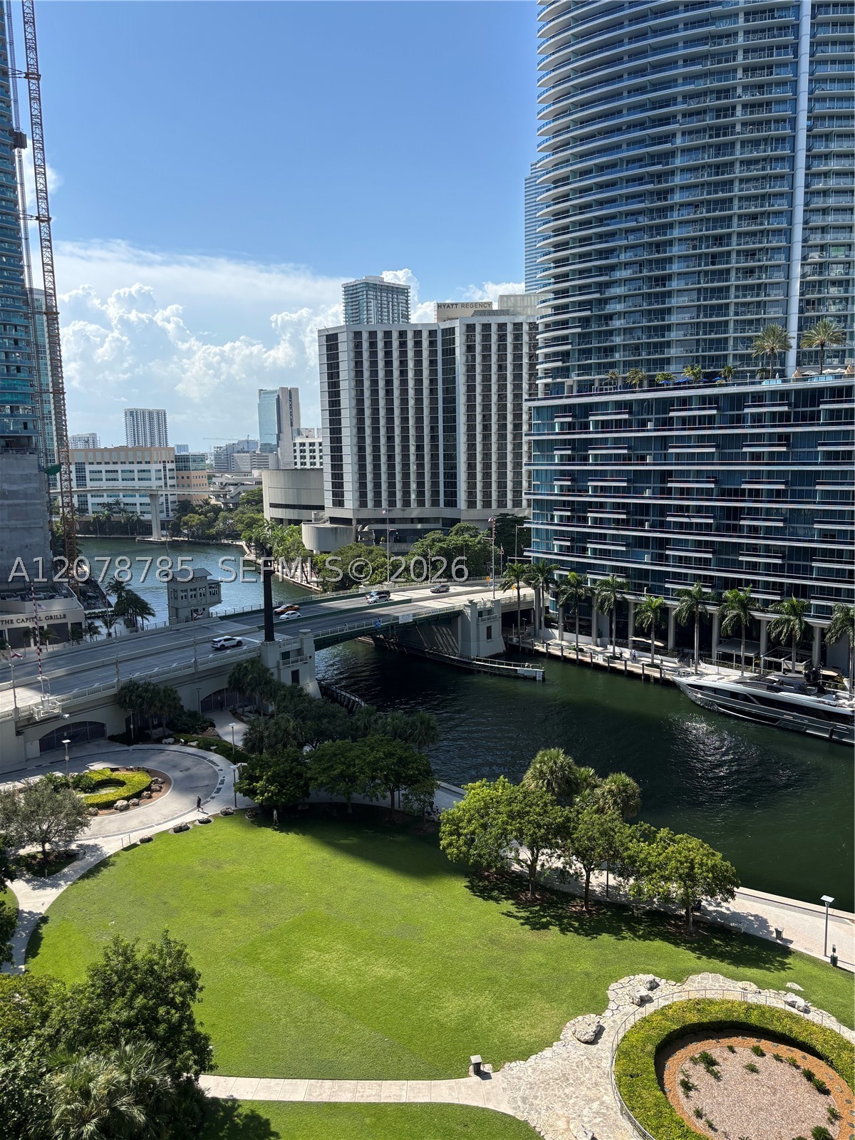 475 Brickell Ave 1410 Property Photo 2