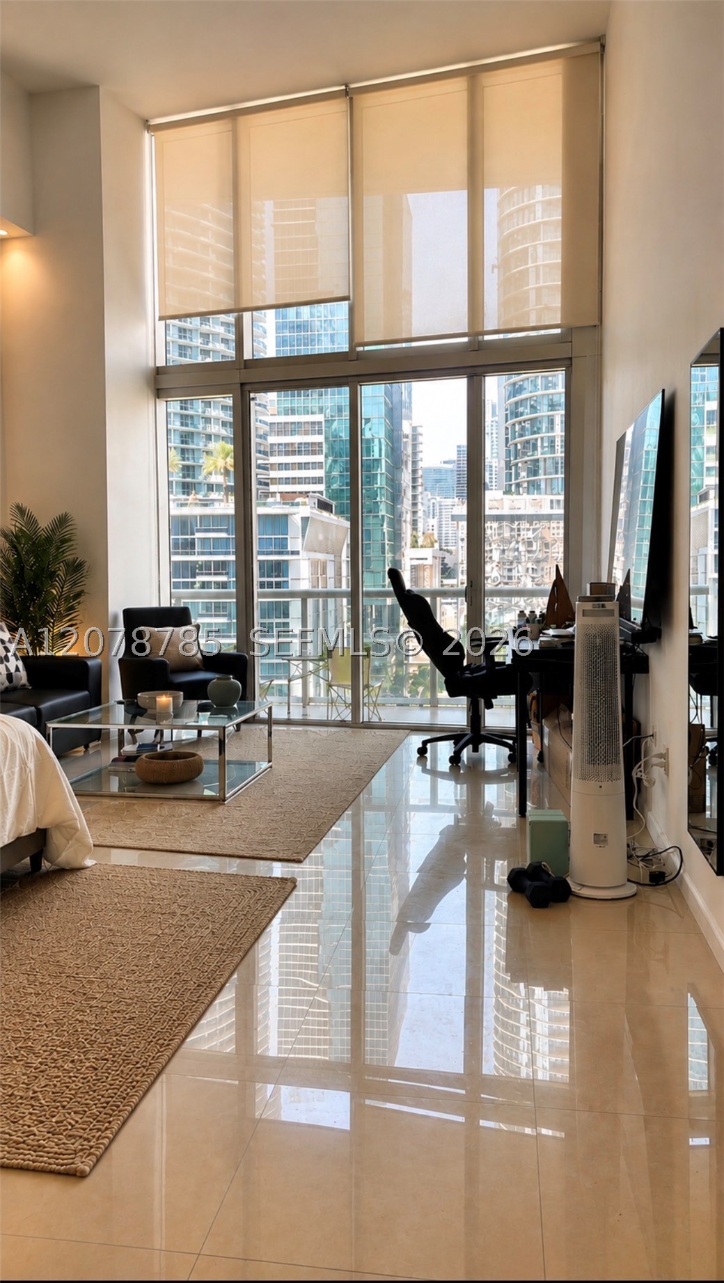 475 Brickell Ave 1410 Property Photo 19