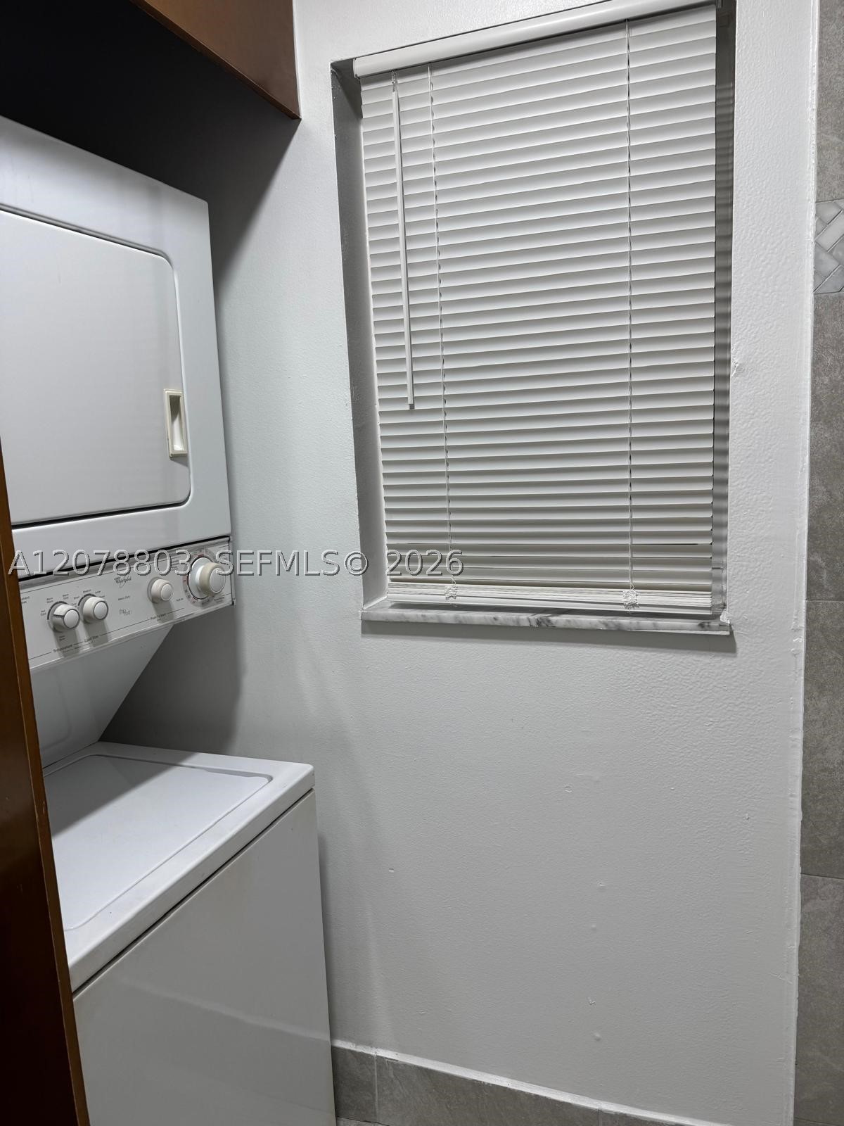 1746 N 3rd Ave N 3 Property Photo 12