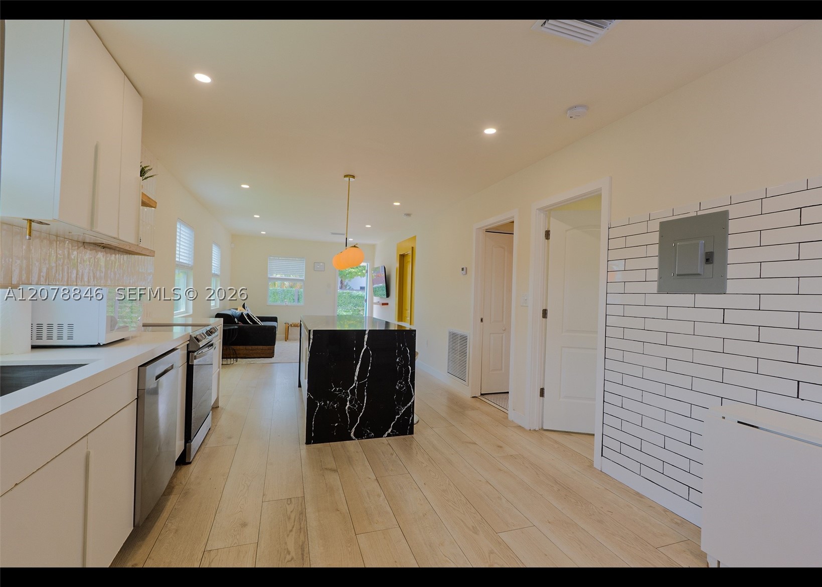1332 Ne 5th Ave 1 Property Photo 10