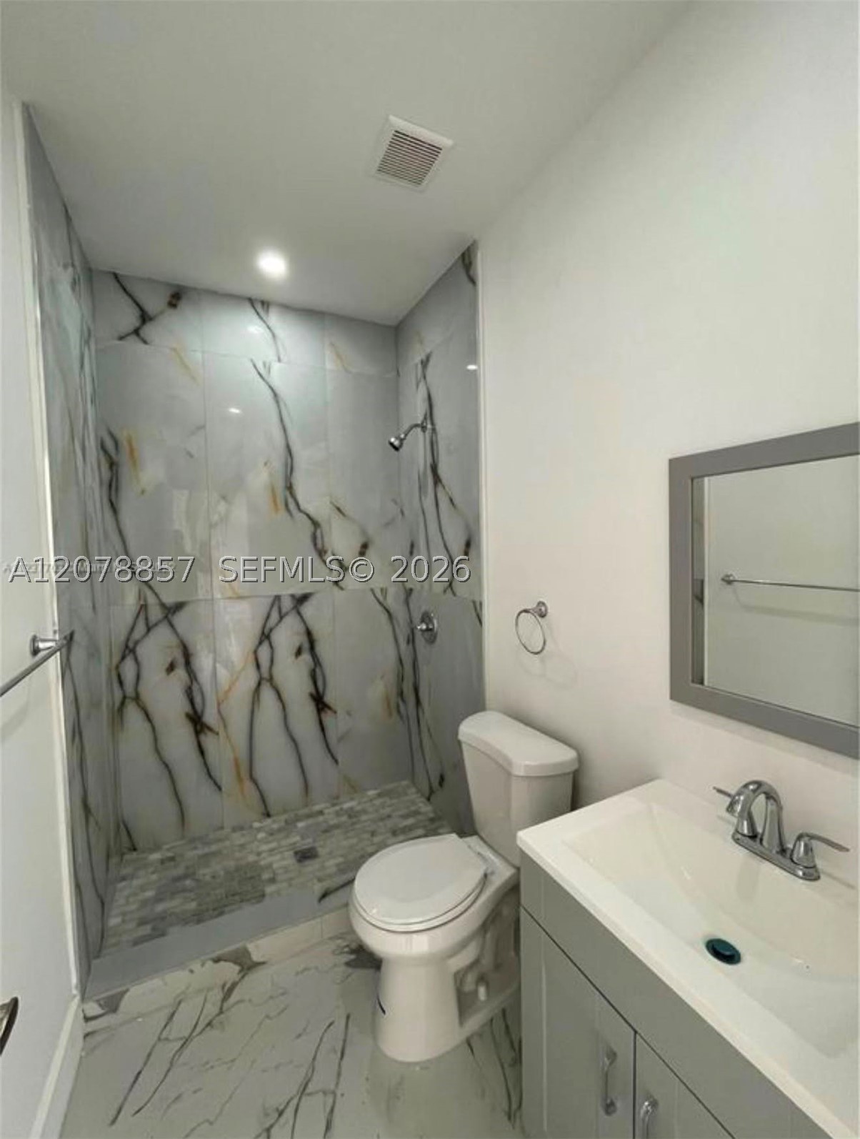 26515 Sw 139th Ave A Property Photo 9