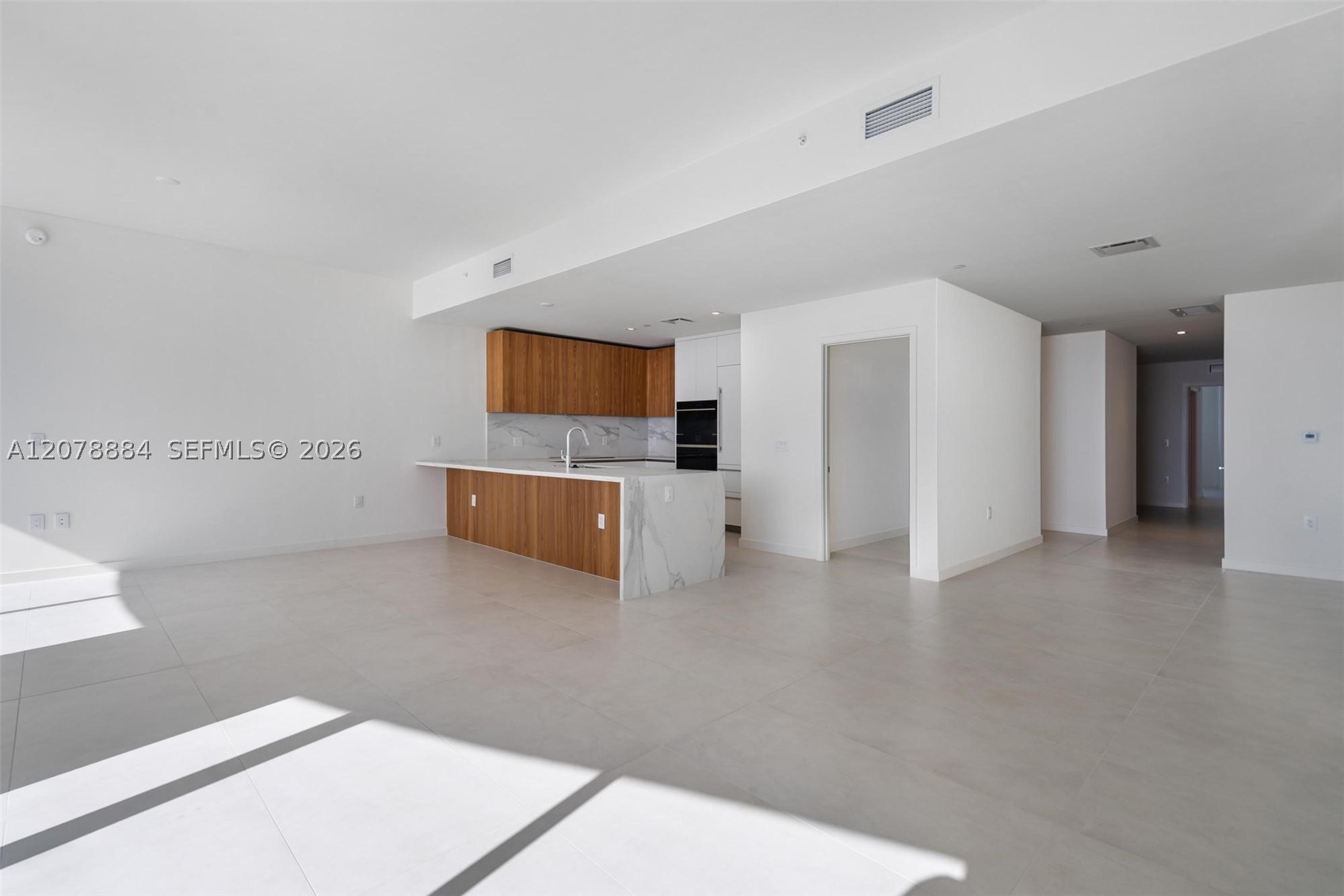 1400 Biscayne Blvd 4504 Property Photo 5