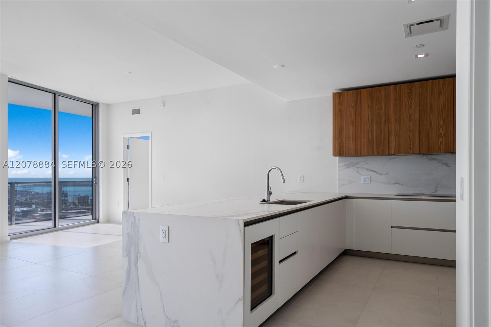 1400 Biscayne Blvd 4504 Property Photo 10