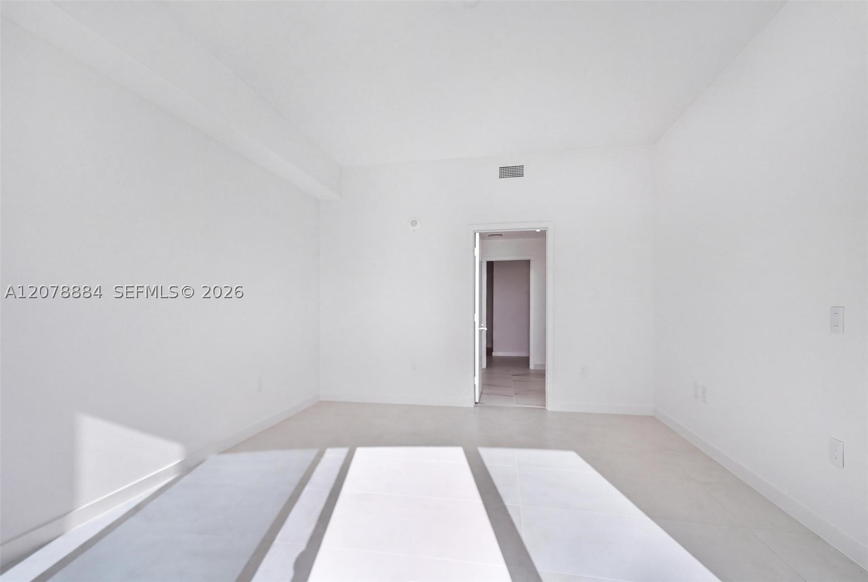 1400 Biscayne Blvd 4504 Property Photo 13