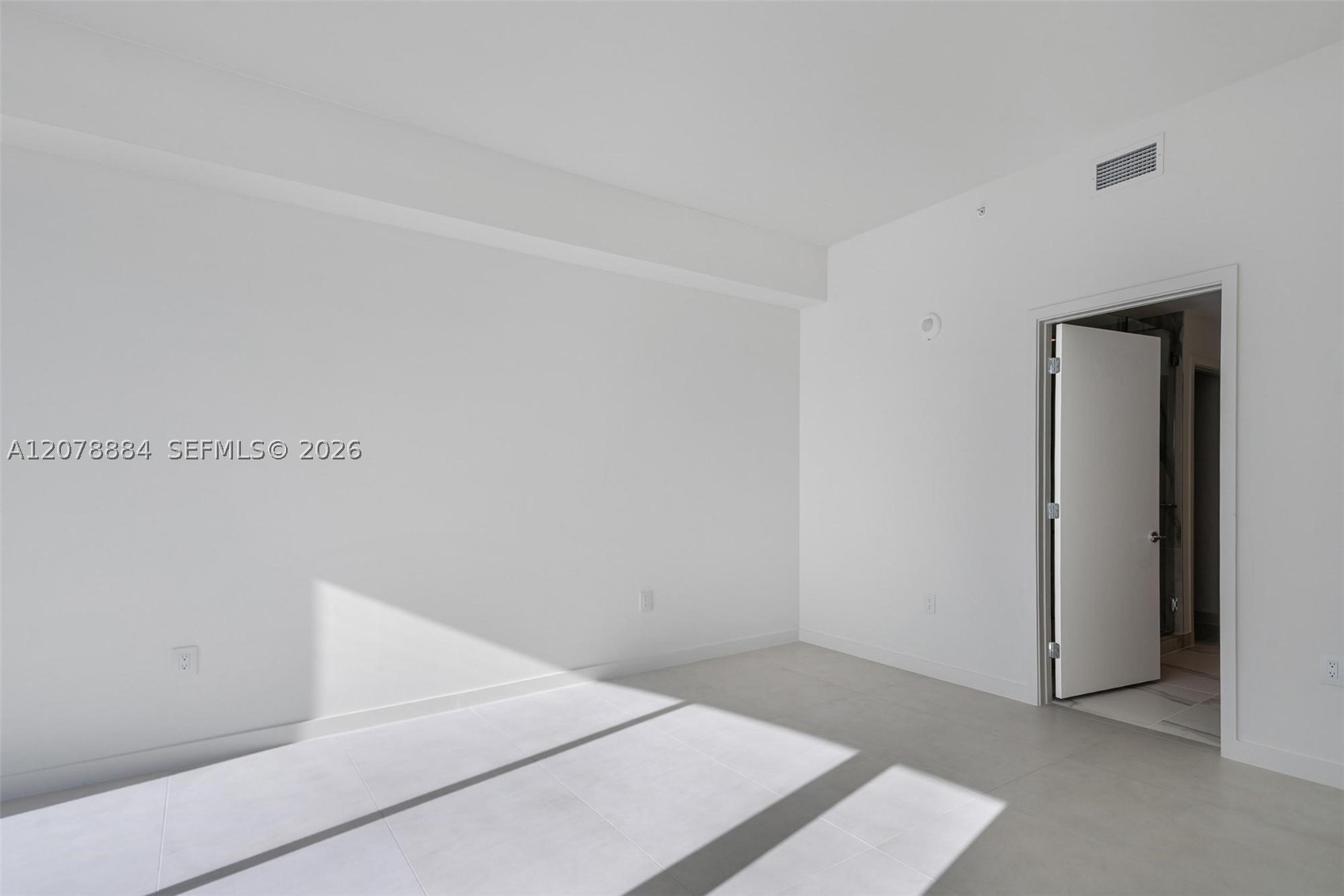 1400 Biscayne Blvd 4504 Property Photo 14