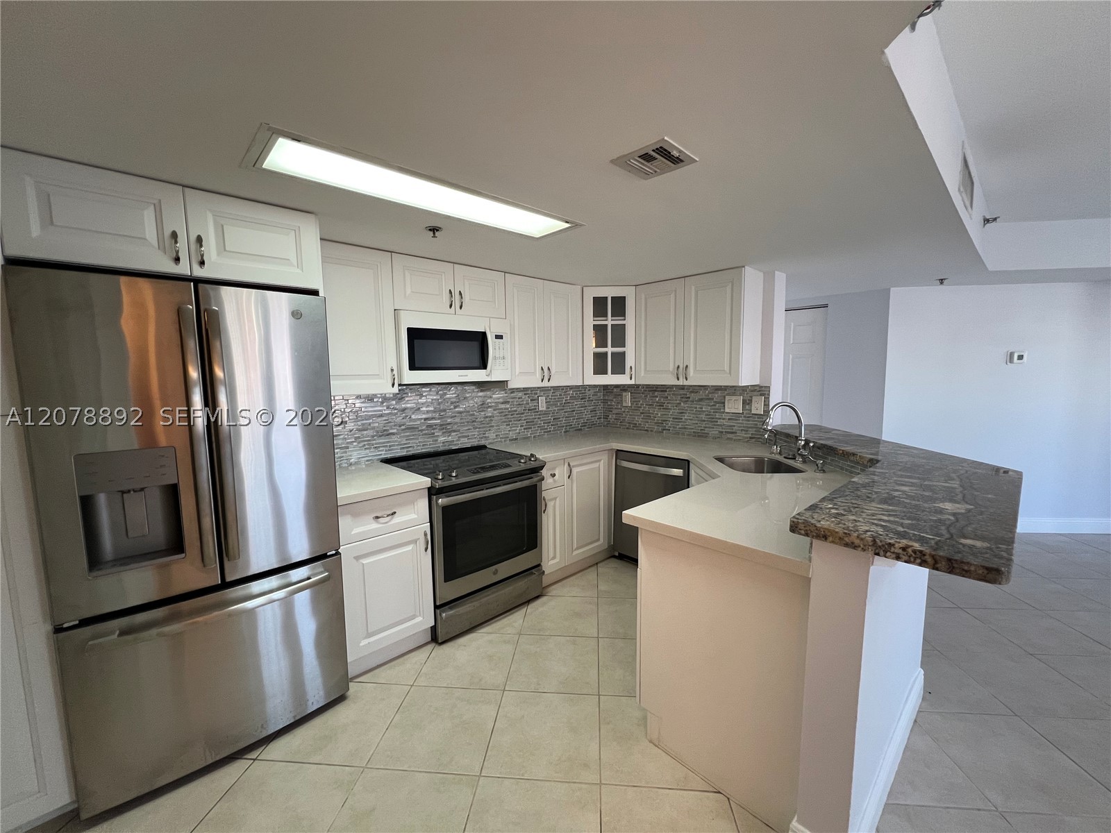 2351 Douglas Rd 1304 Property Photo 2
