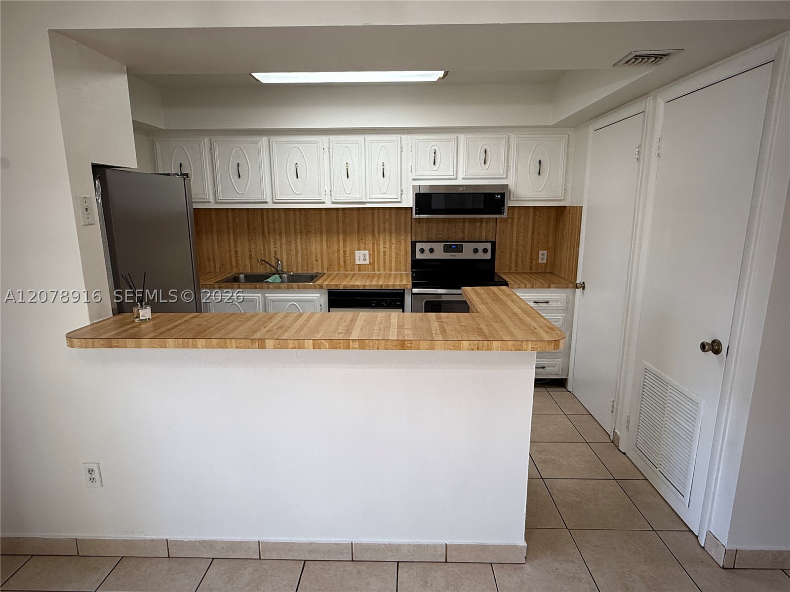 8401 Sw 107th Ave 324e Property Photo 5