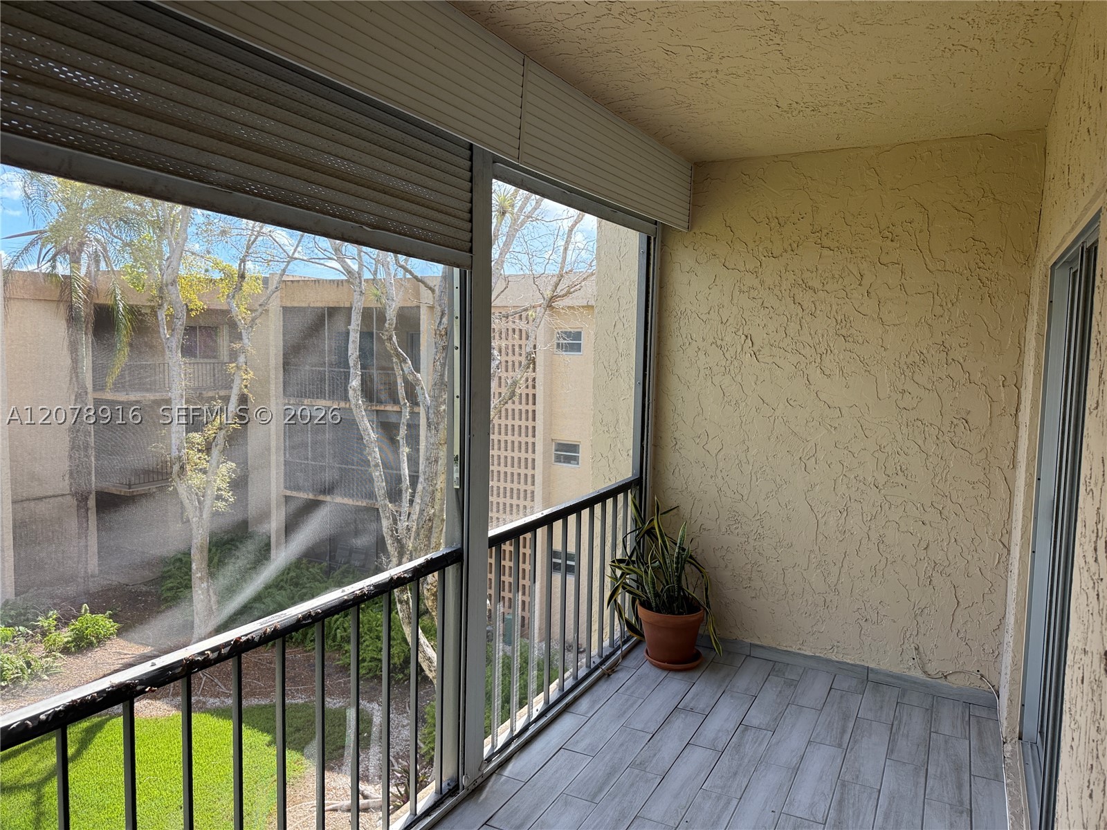 8401 Sw 107th Ave 324e Property Photo 18