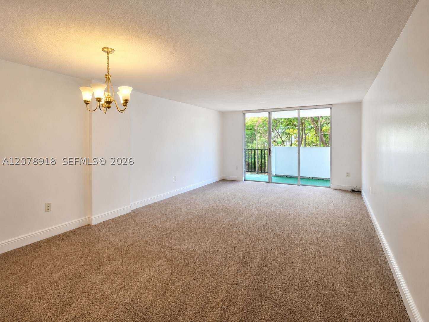 2780 NE 183rd St 215 Property Photo 1