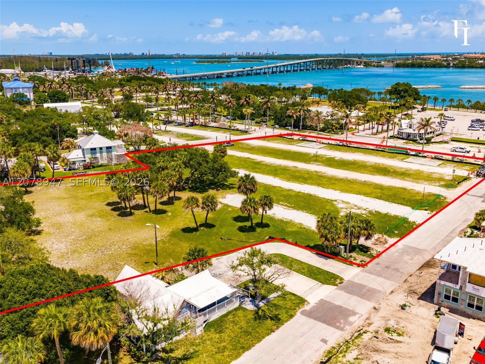 N Indian River Dr. Property Photo 3