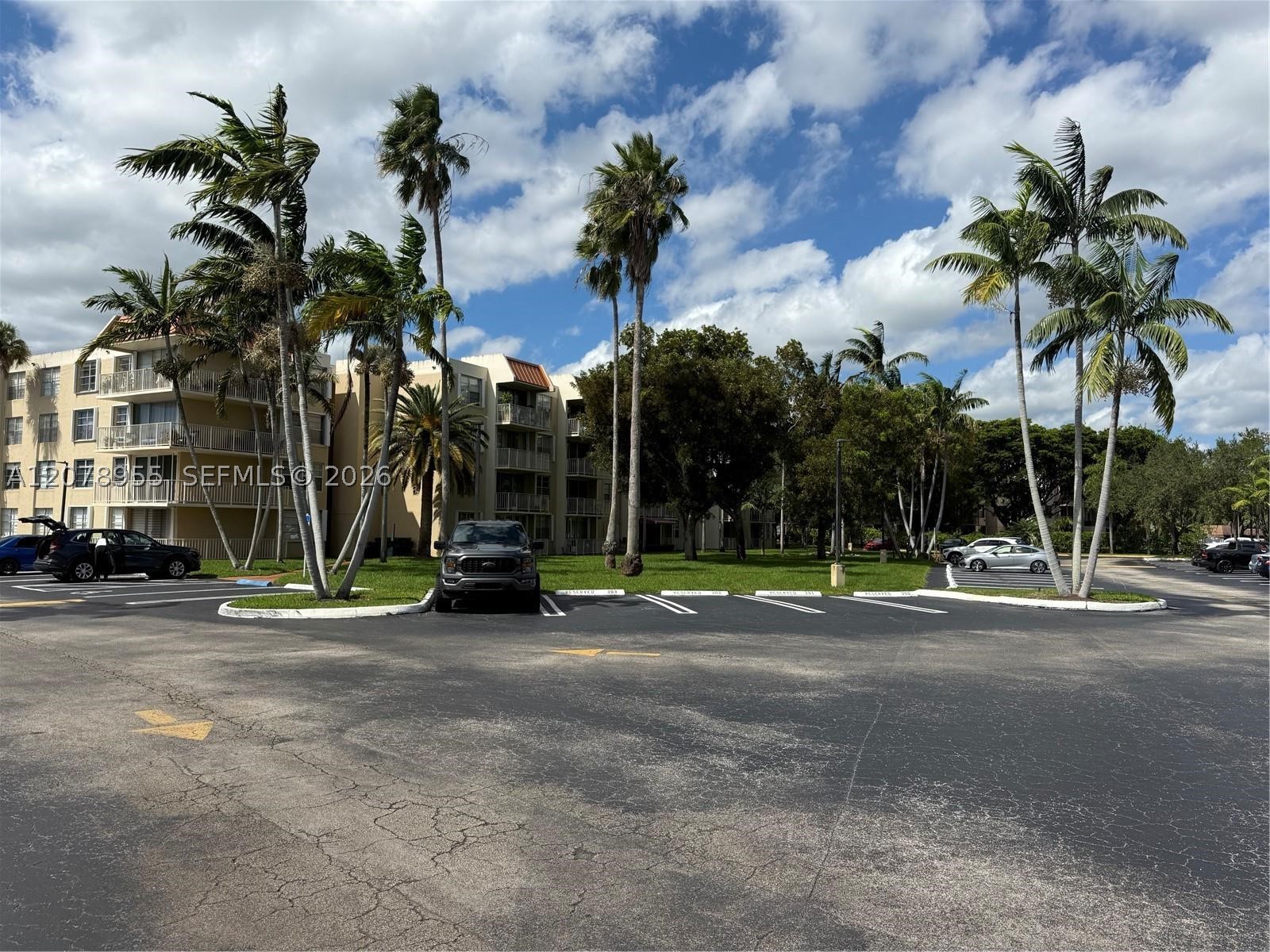 13100 Sw 92 Av A-ph10 Property Photo 8