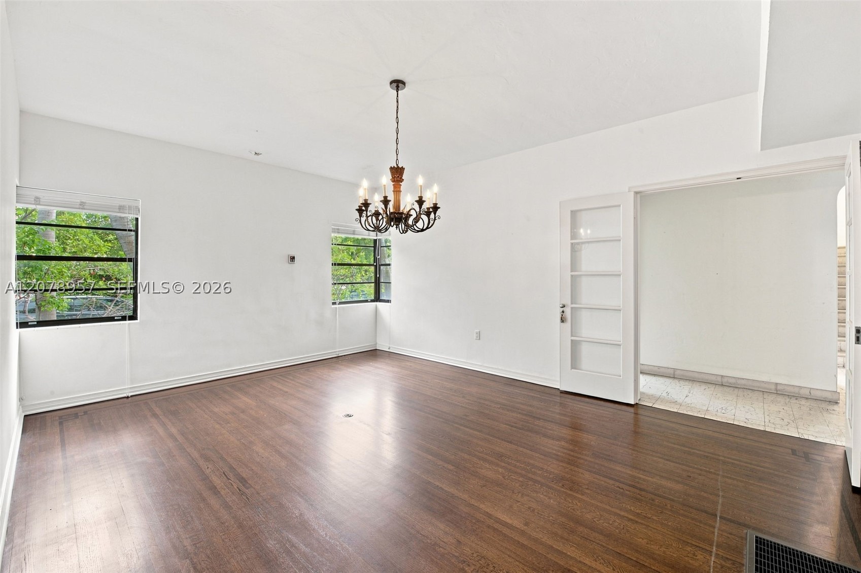 5680 Pine Tree Dr Property Photo 12