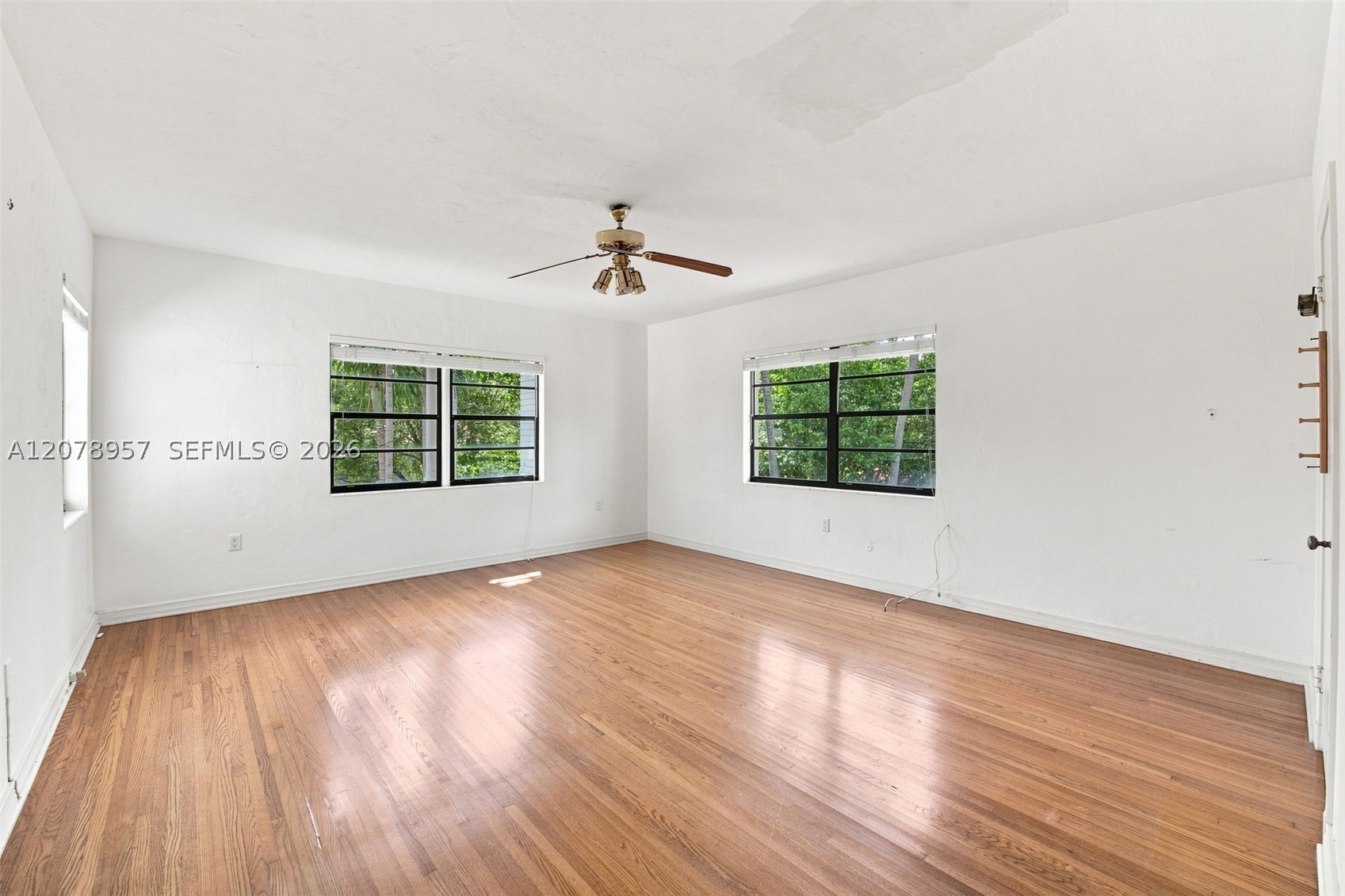5680 Pine Tree Dr Property Photo 19