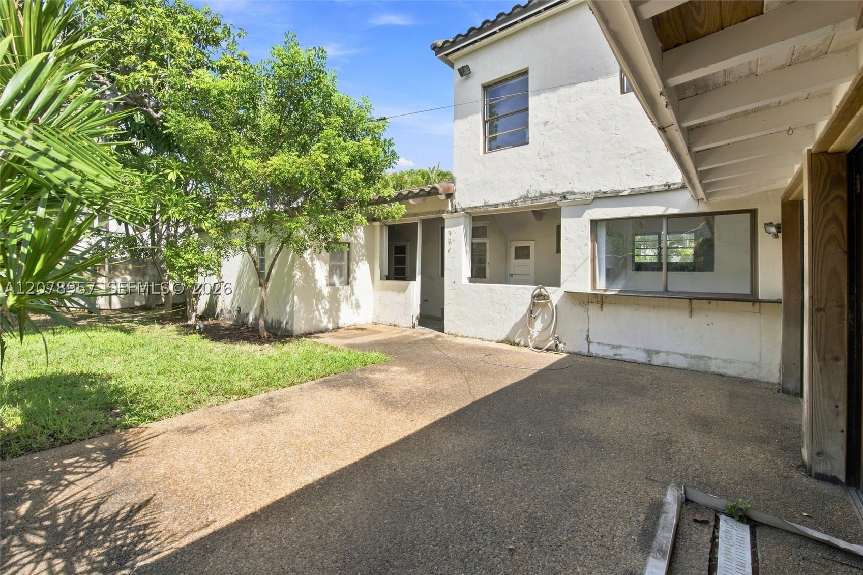5680 Pine Tree Dr Property Photo 24