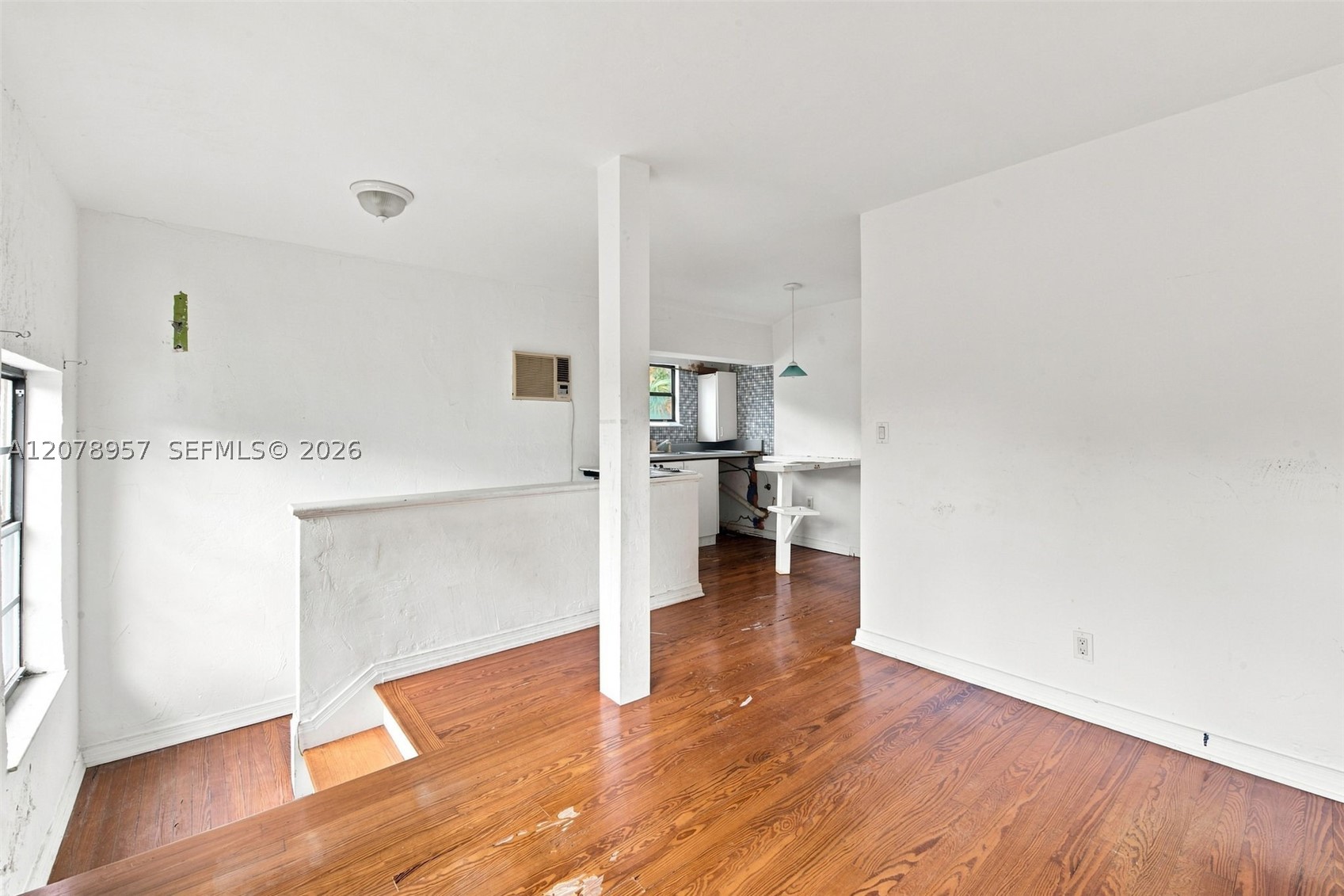 5680 Pine Tree Dr Property Photo 25