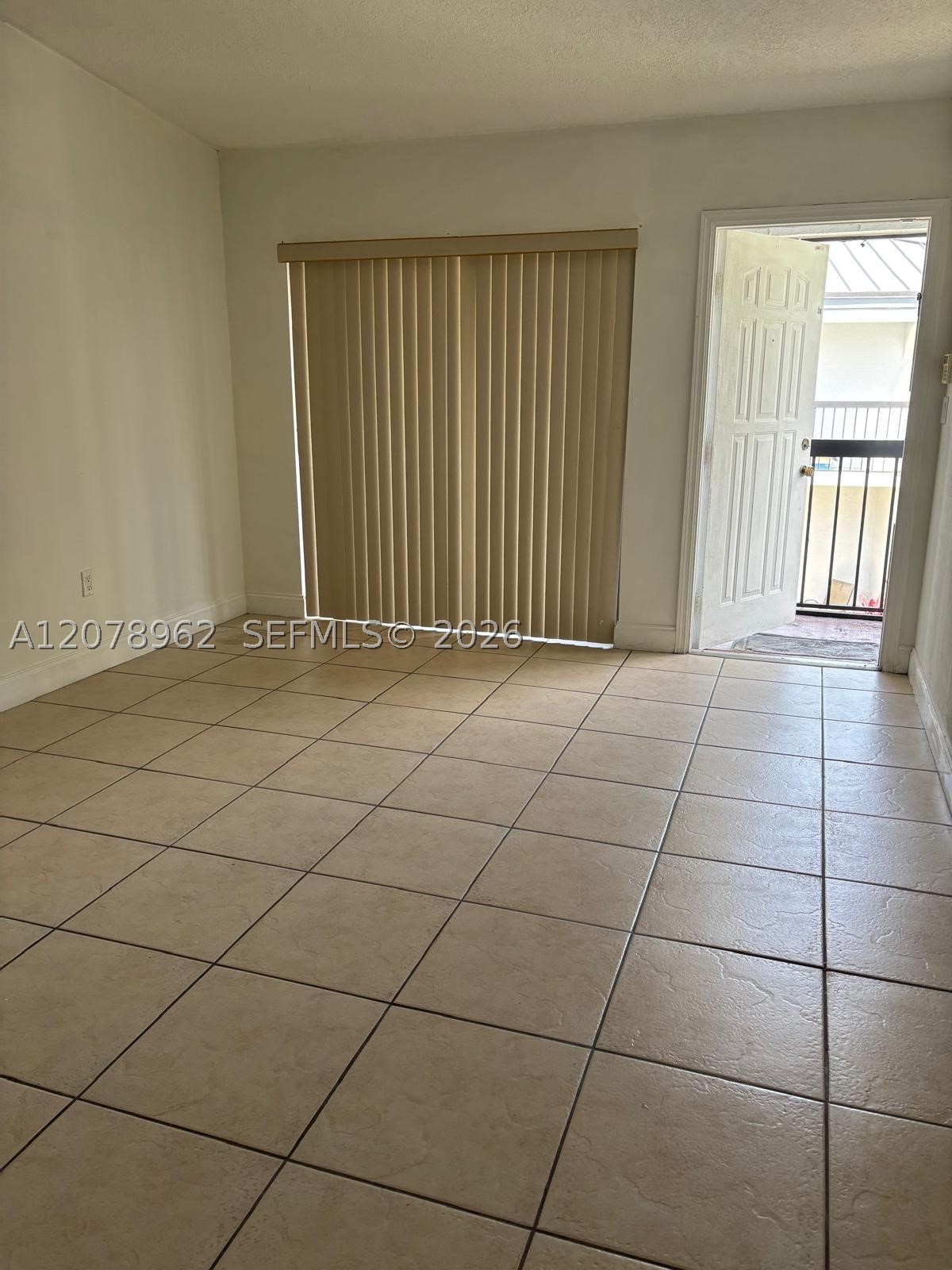 18290 Mediterranean Blvd 7-5 Property Photo 5